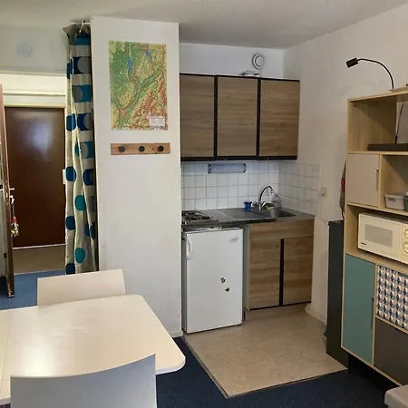 Cosy Au 6e Etage Avec Acces Aux Pistes - Le Pleynet - Fr-1-557a-47 Apartment La Ferriere (Isere)